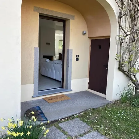 Casa Motta - Great Apartment, Lakeview And Shared Pool Holiday home