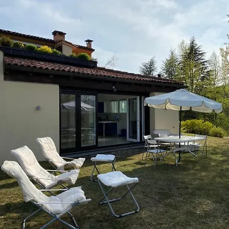 Casa Motta - Great Apartment, Lakeview And Shared Pool Holiday home *