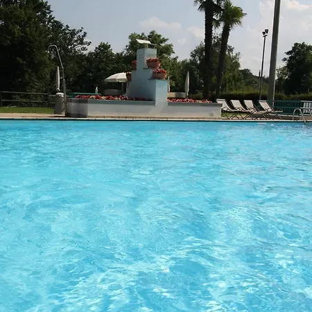 Casa Motta - Great Apartment, Lakeview And Shared Pool Holiday home Stresa